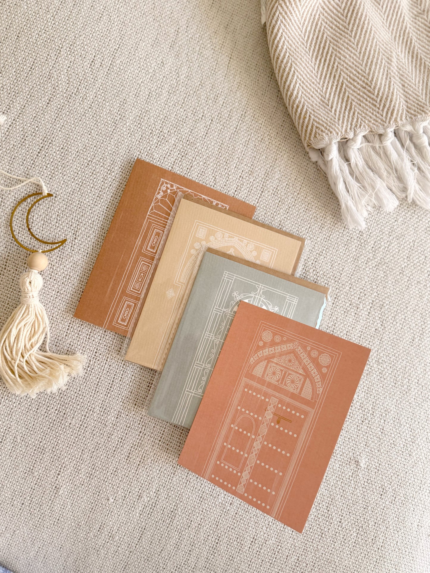 Door Greeting Card - بطاقة الباب